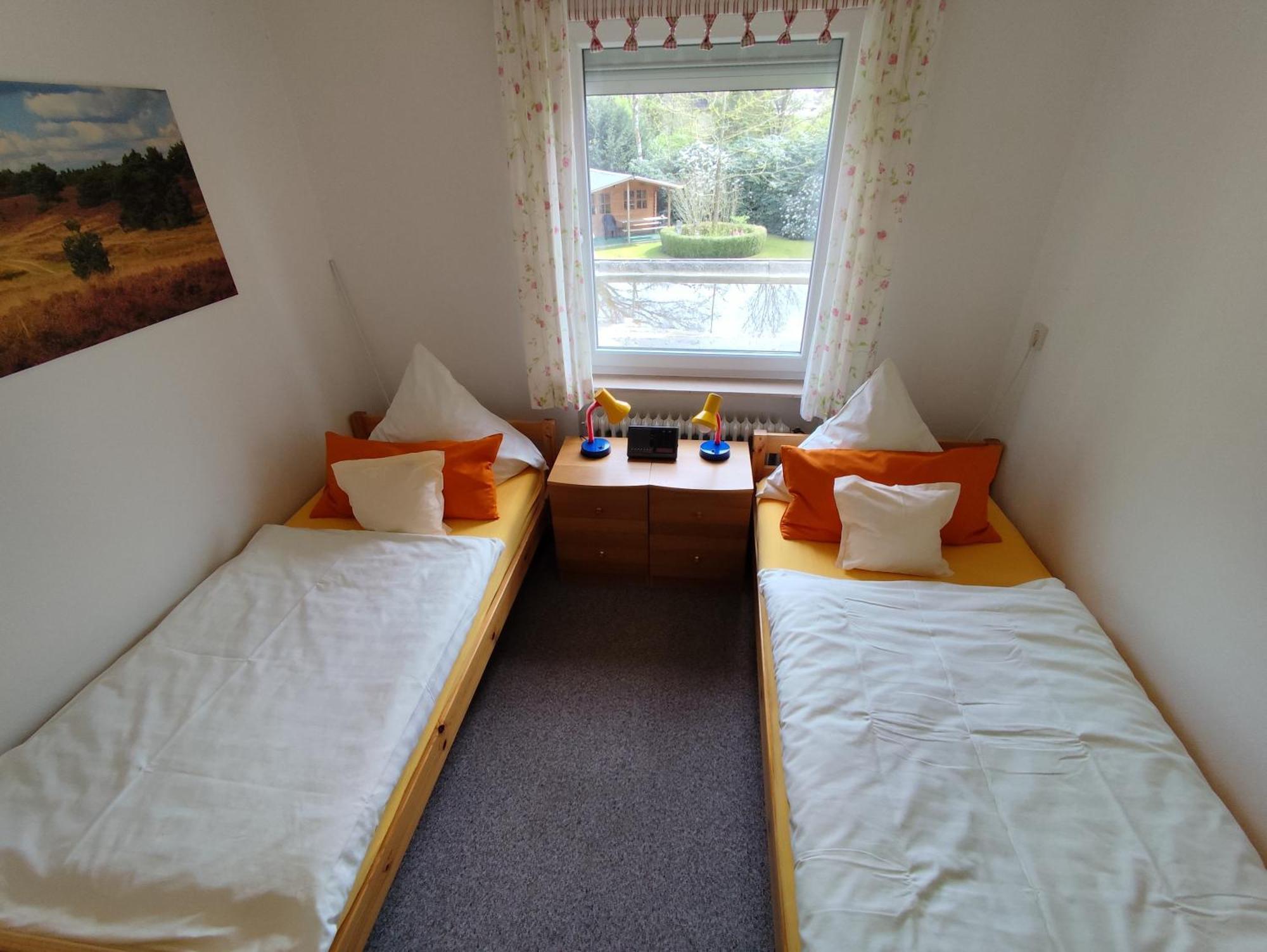 Ingrid, Pension Schneverdingen Ruang foto